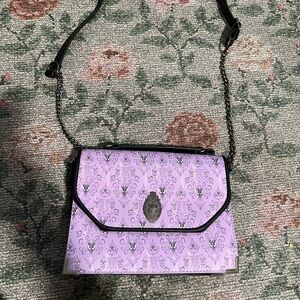 Disney loungefly haunted mansion wallpaper bag 🖤